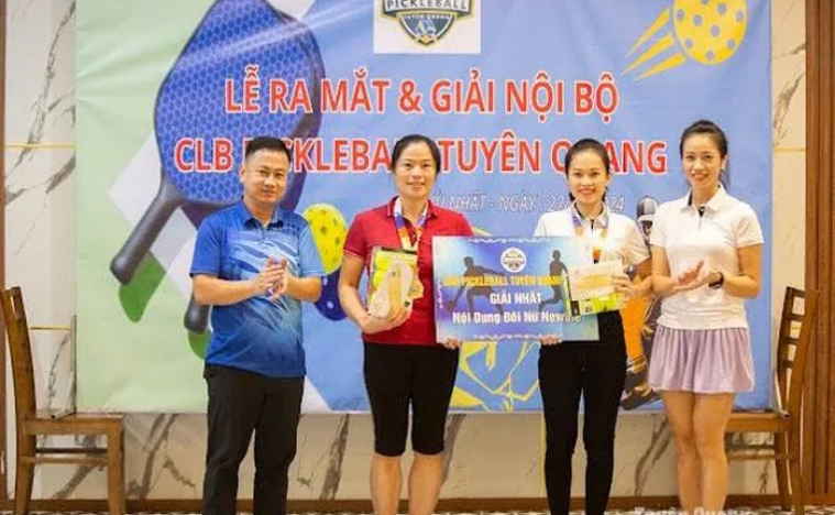 Ra mắt Câu lạc bộ Pickleball Tuyên Quang